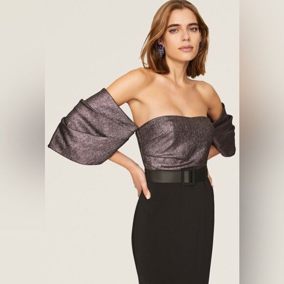 Badgley Mischka
Metallic Off Shoulder Dress - Picture 3 of 12